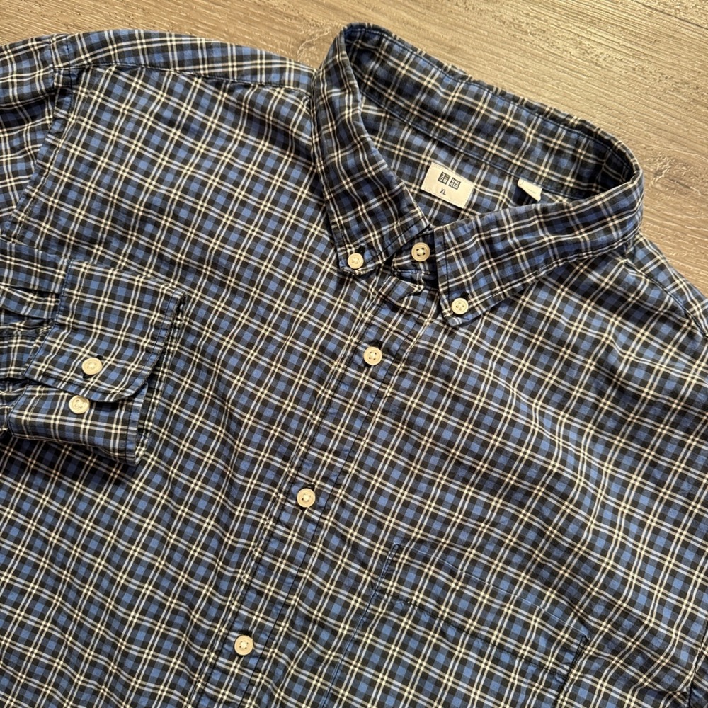 Uniqlo Shirt Mens XL Blue Plaid 100% Cotton Preppy Classiccore Professional